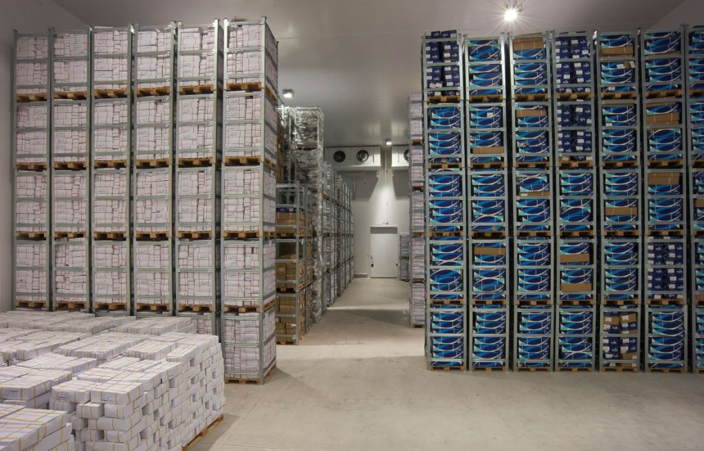 racks metálicos